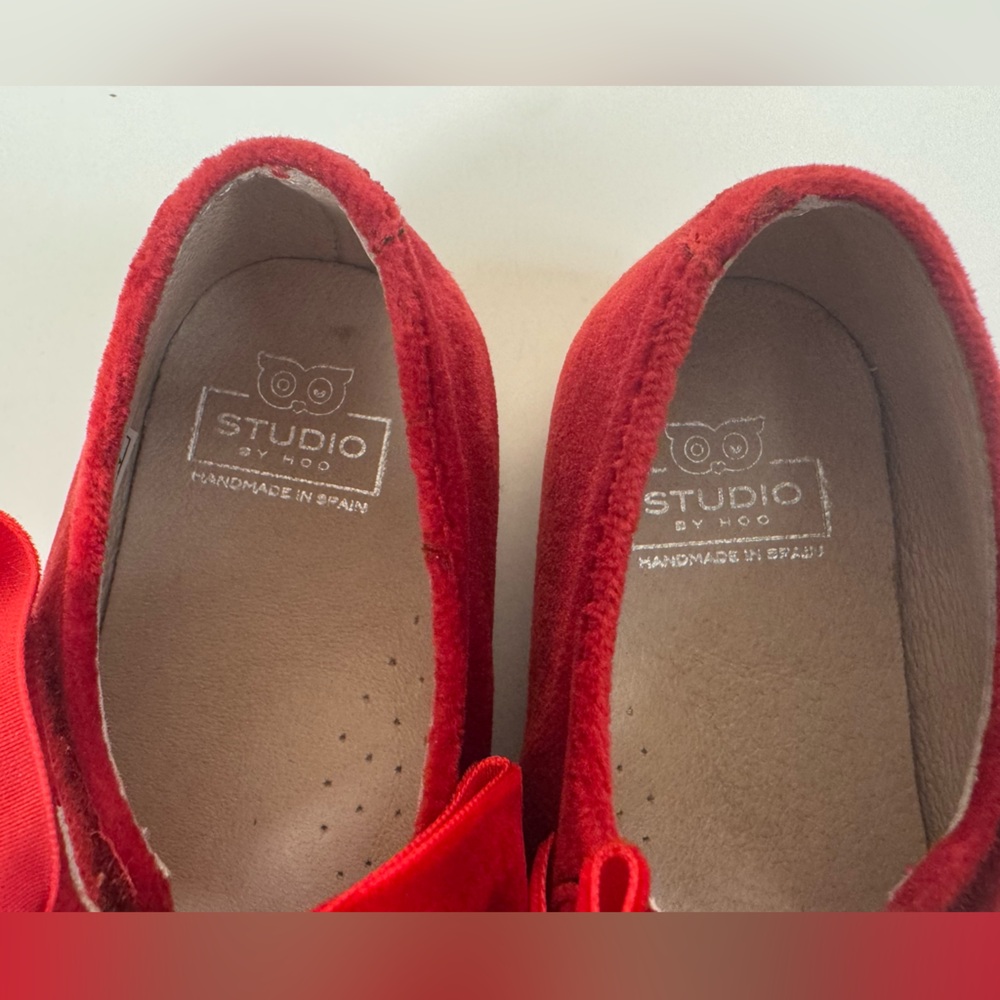 Studio by HOO Red Velvet Flats - Picture 5 of 8